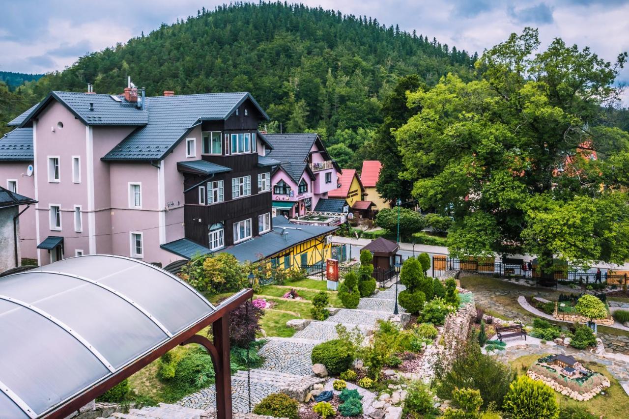 Hotel Rezydencja Karpacz Bagian luar foto